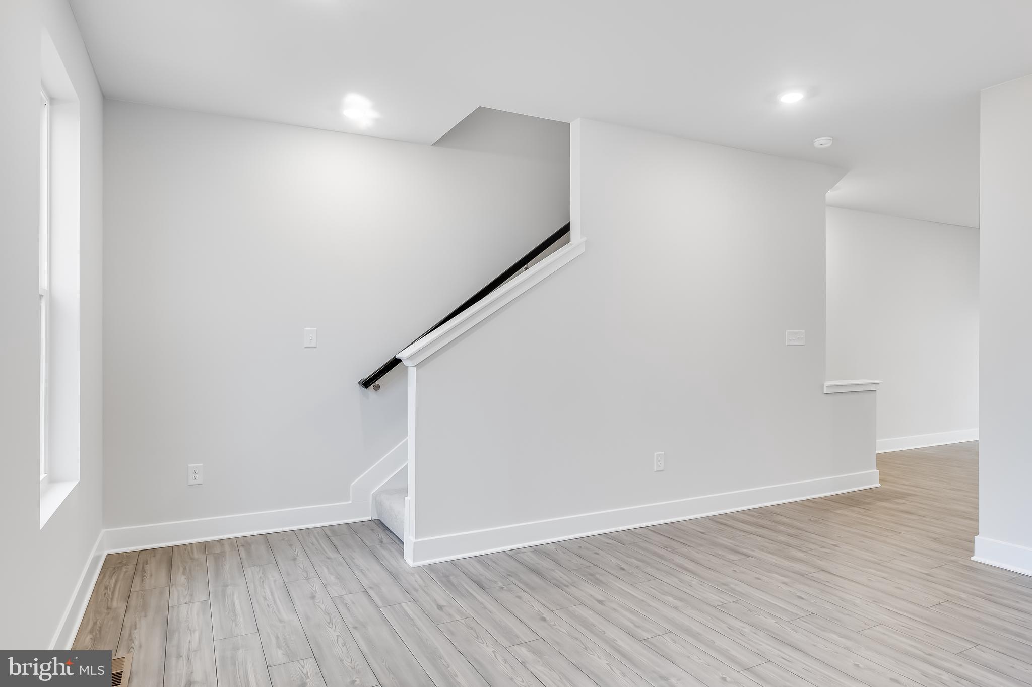 29424 Oxford Drive Millsboro, DE 19966 - Photo 18 of 118 2nd floor living room