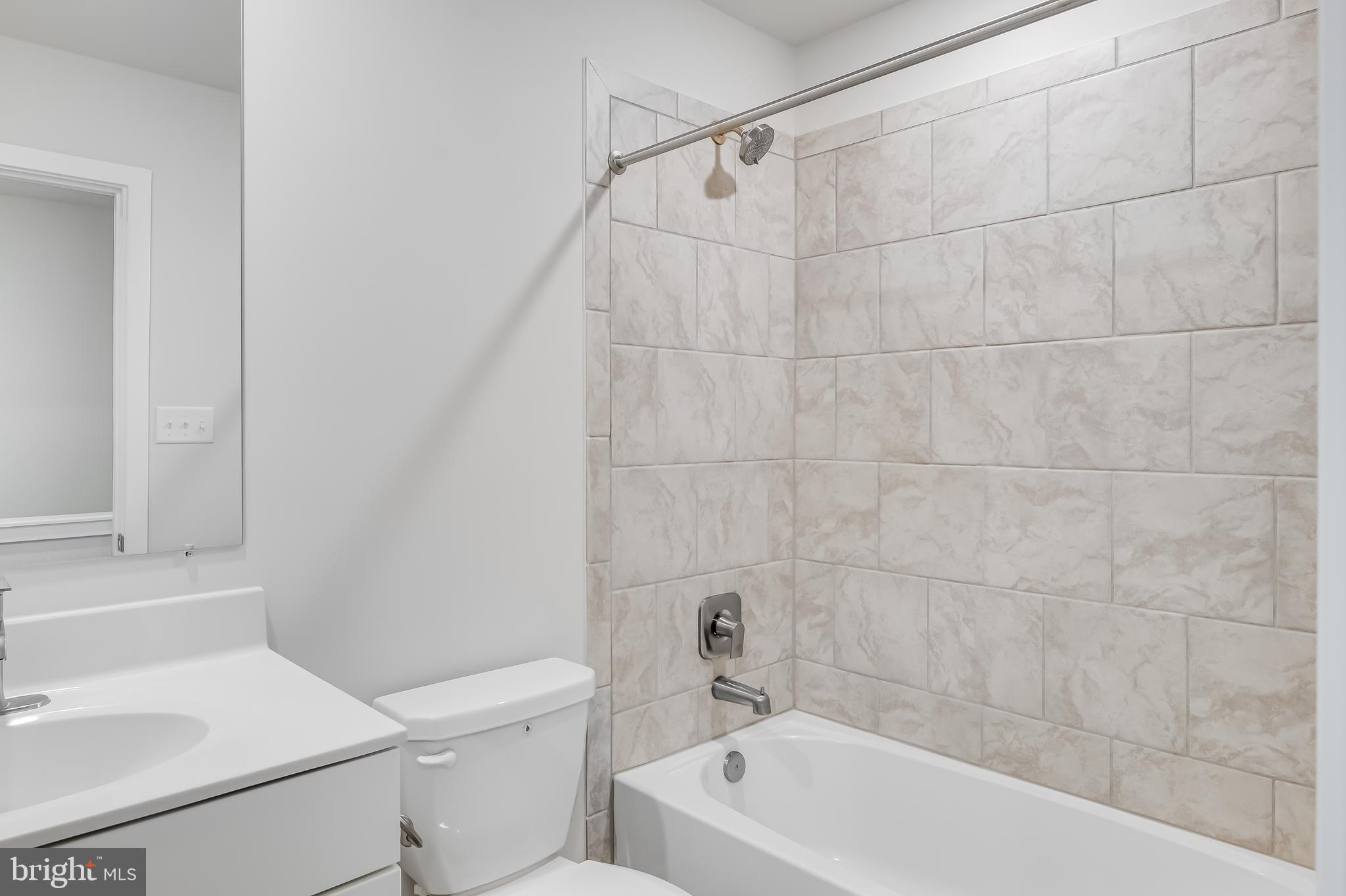 29424 Oxford Drive Millsboro, DE 19966 - Photo 23 of 118 3rd floor full bathroom