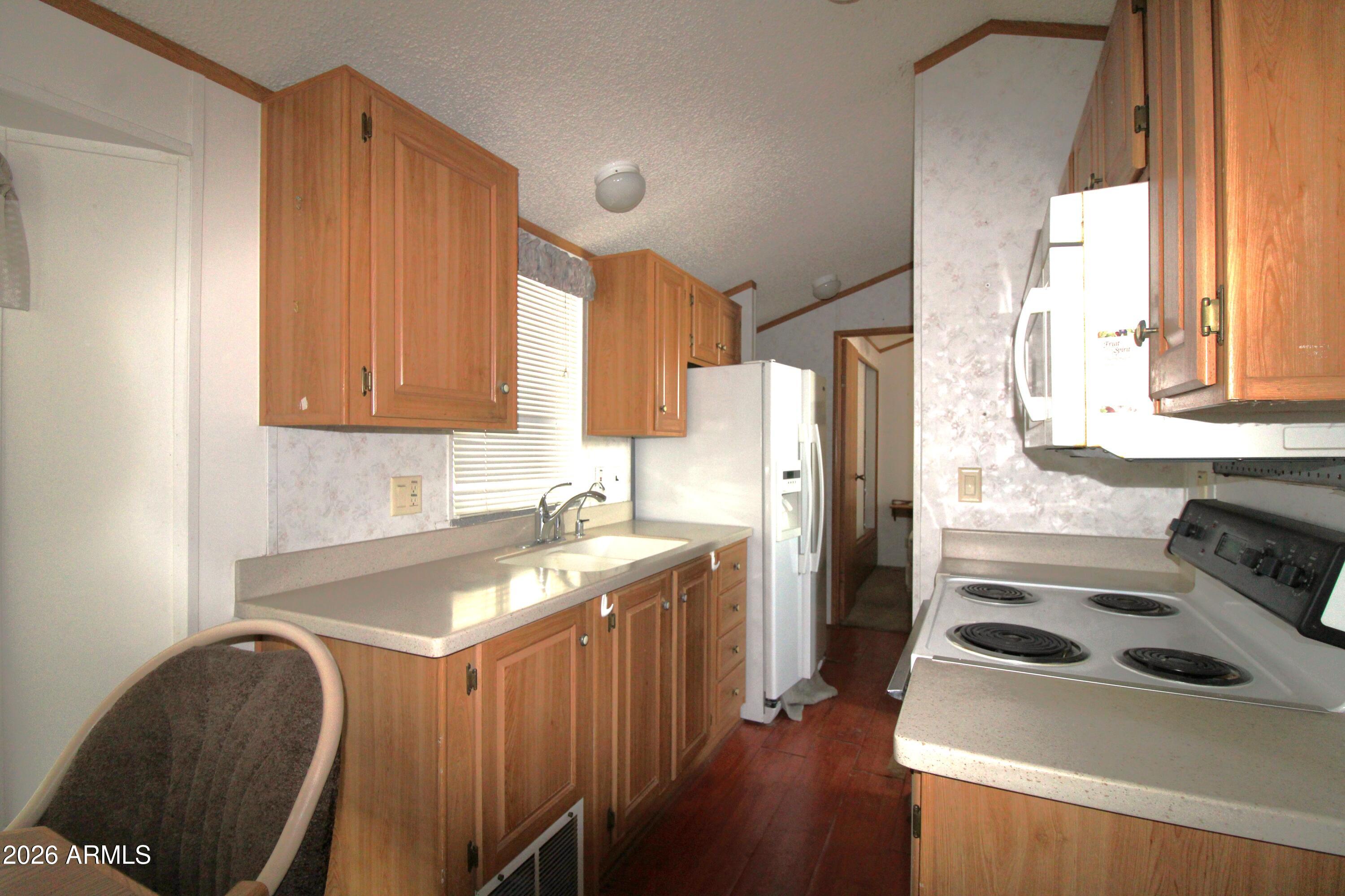 1000 South Idaho Road, Unit 56 Apache Junction, AZ 85119 - Photo 9 of 17 IMG_7960