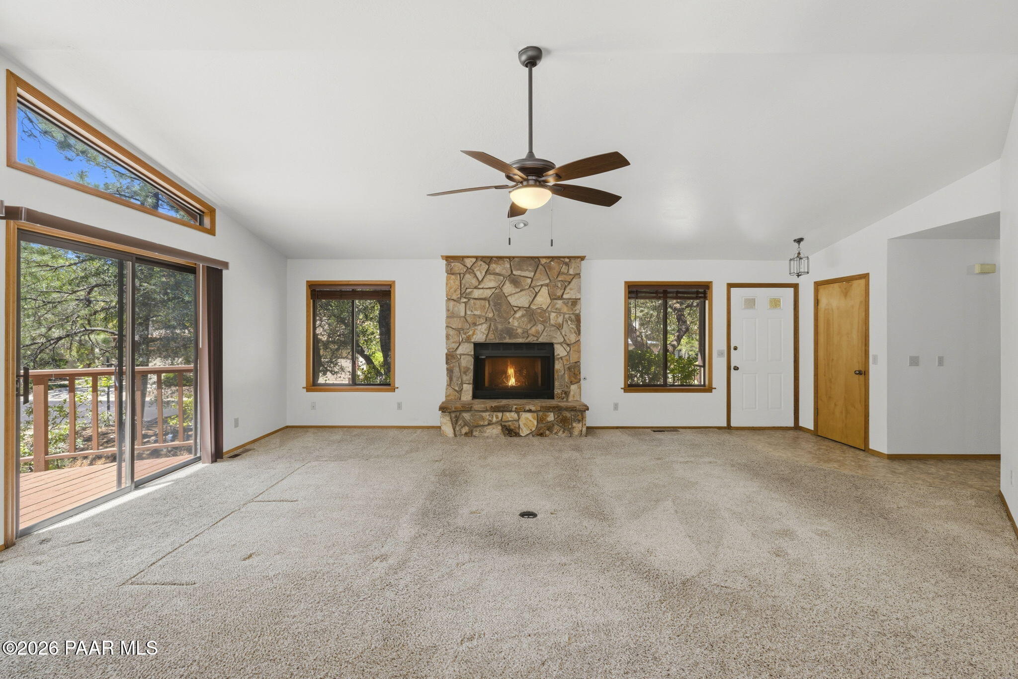 1370 Coyote Road Prescott, AZ 86303 - Photo 8 of 50 Living Room