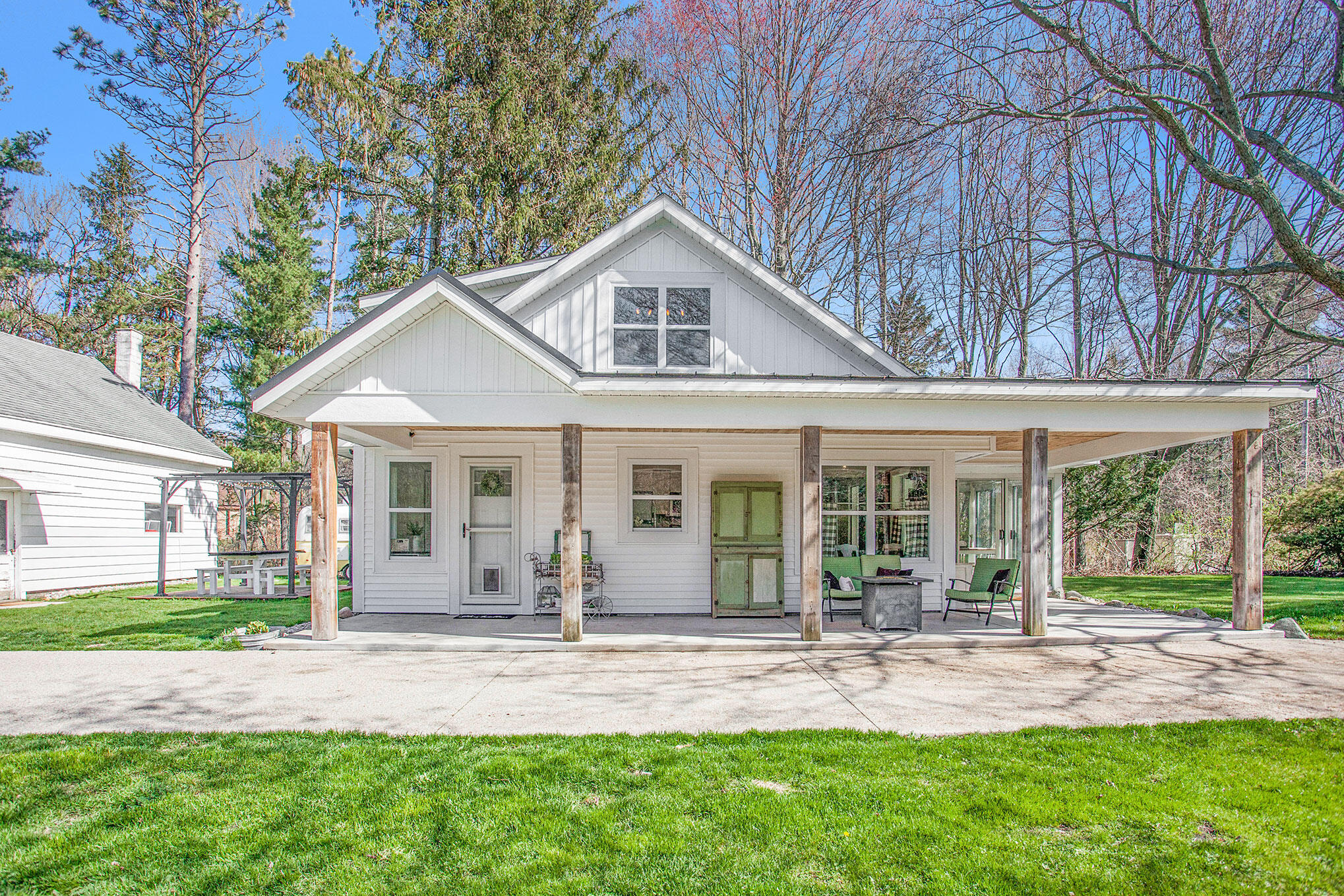 17709 West Spring Lake Road Spring Lake, MI 49456 - Photo 1 of 45 _MG_0077