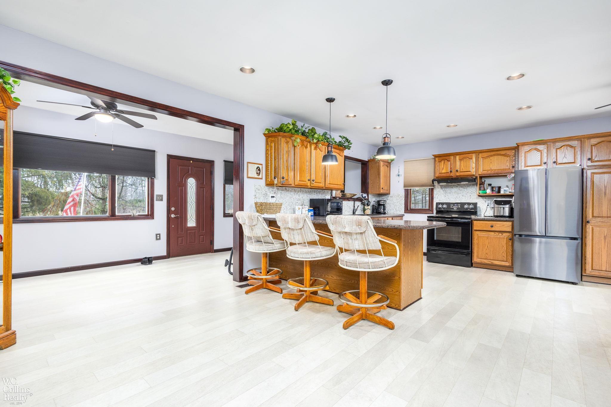 7465 Frith Road St. Clair, MI 48079 - Photo 15 of 38