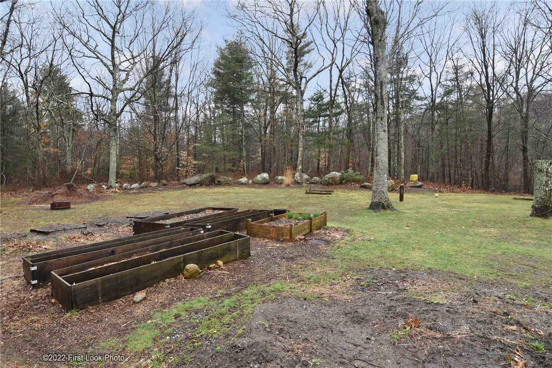 21 Tripps Corner Road Exeter, RI 02822 - Photo 8 of 42