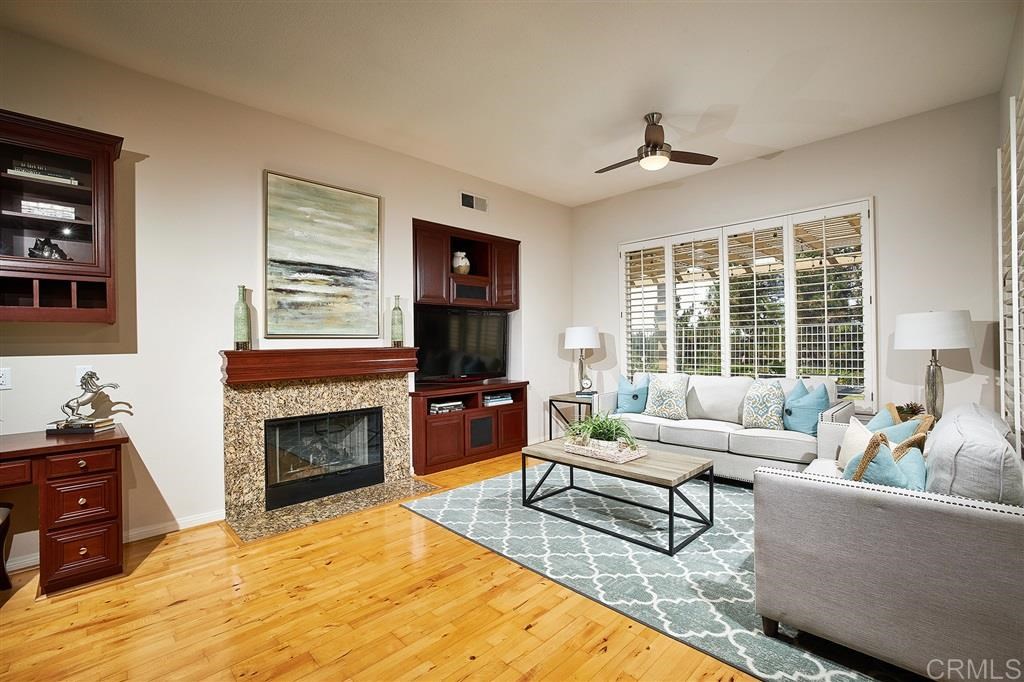 1242 Mariposa Road Carlsbad, CA 92011 - Photo 9 of 24 Gallery Image 9