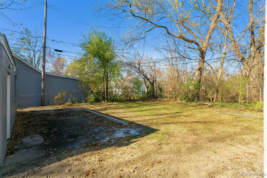 2930 Weaverton Rochester Hills, MI 48307 - Photo 18 of 21