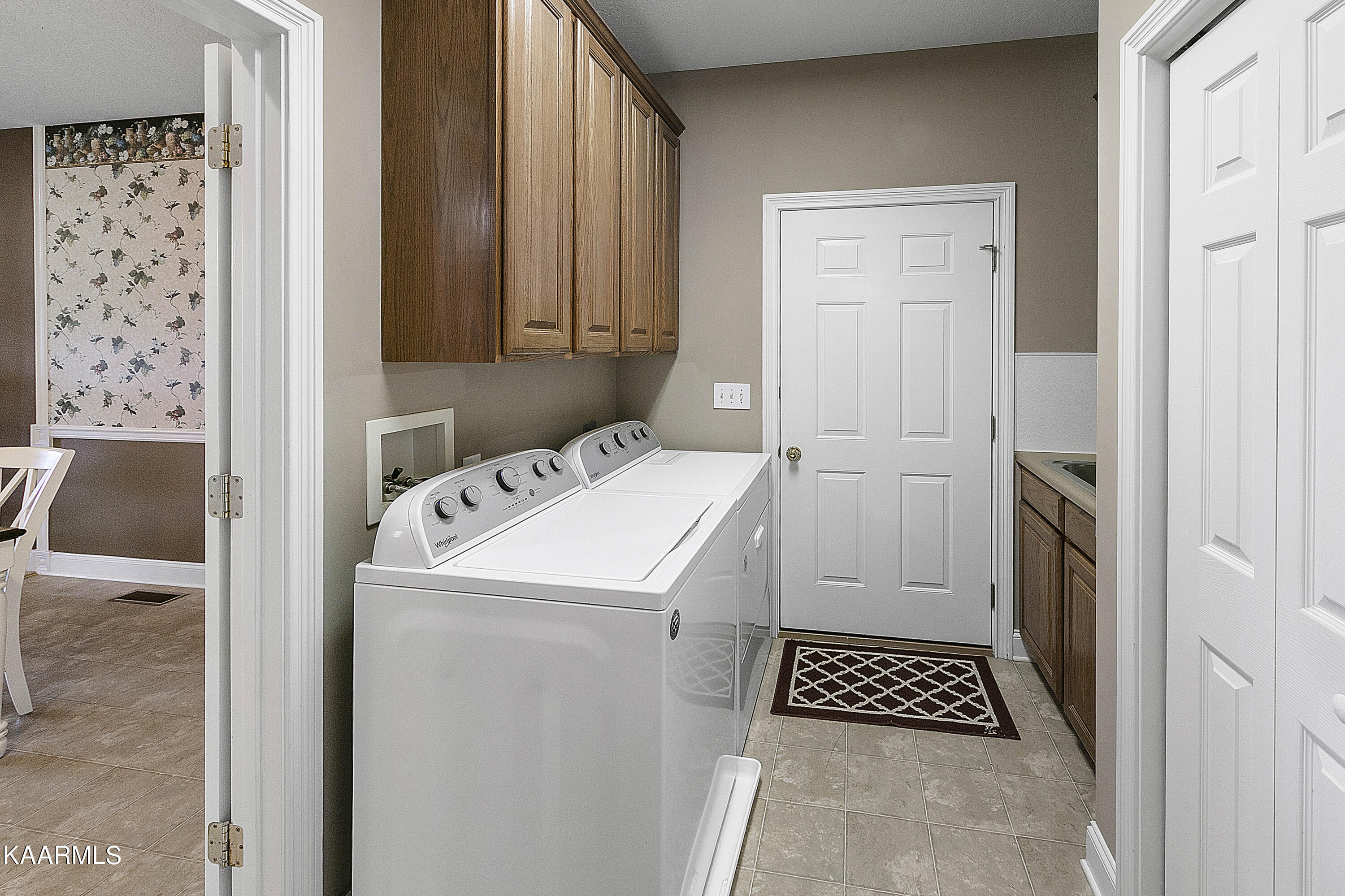 4626 French Road Knoxville, TN 37920 - Photo 13 of 33 1L9A3541