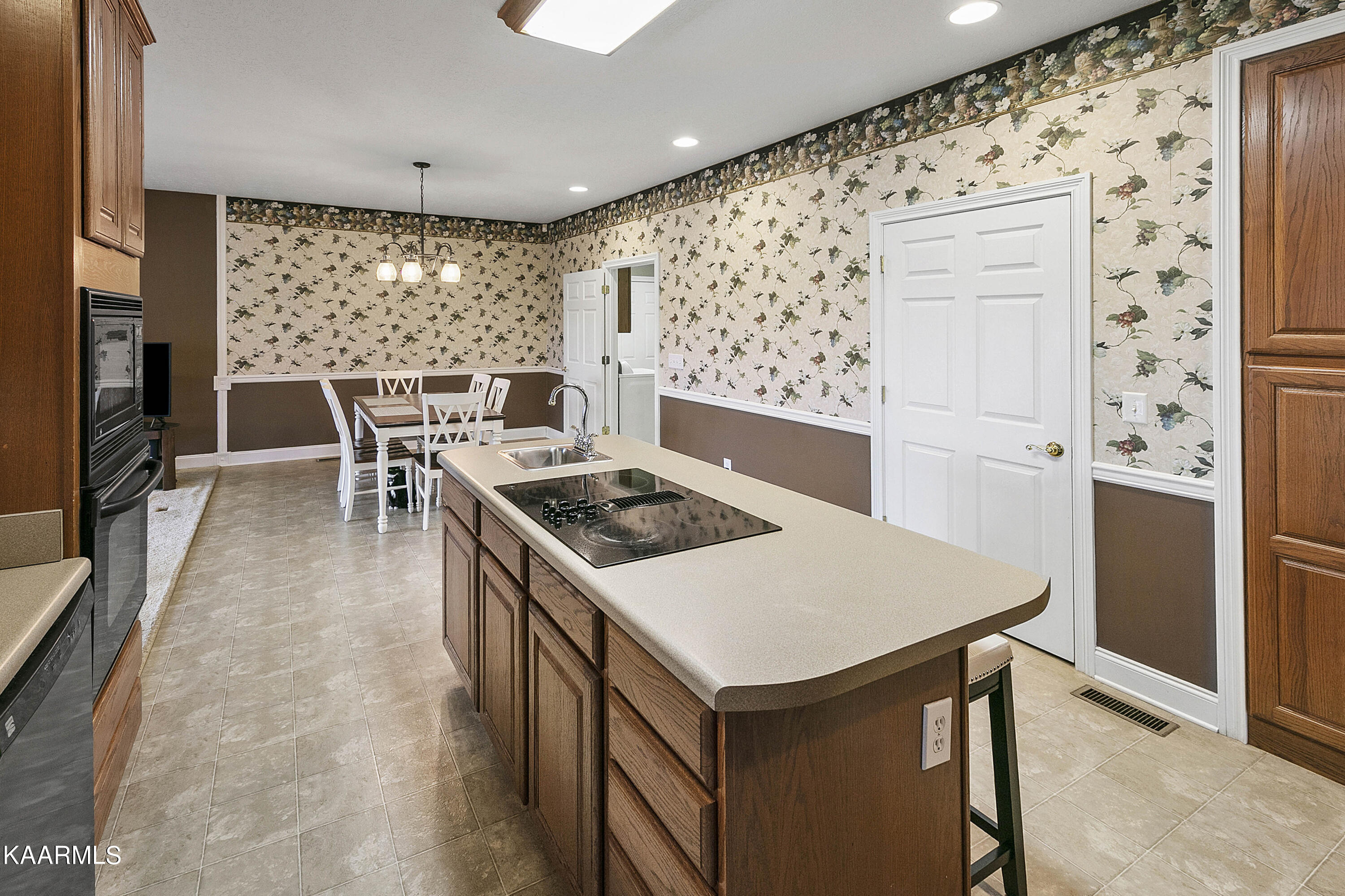 4626 French Road Knoxville, TN 37920 - Photo 7 of 33 1L9A3634
