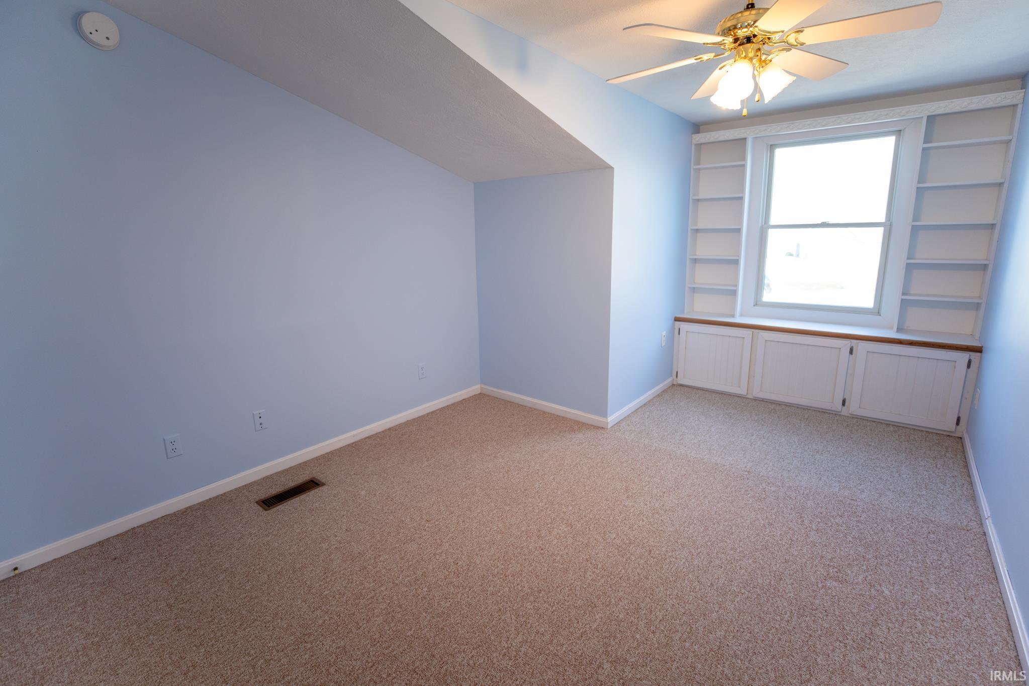 2109 Ball Court Rochester, IN 46975 - Photo 13 of 27