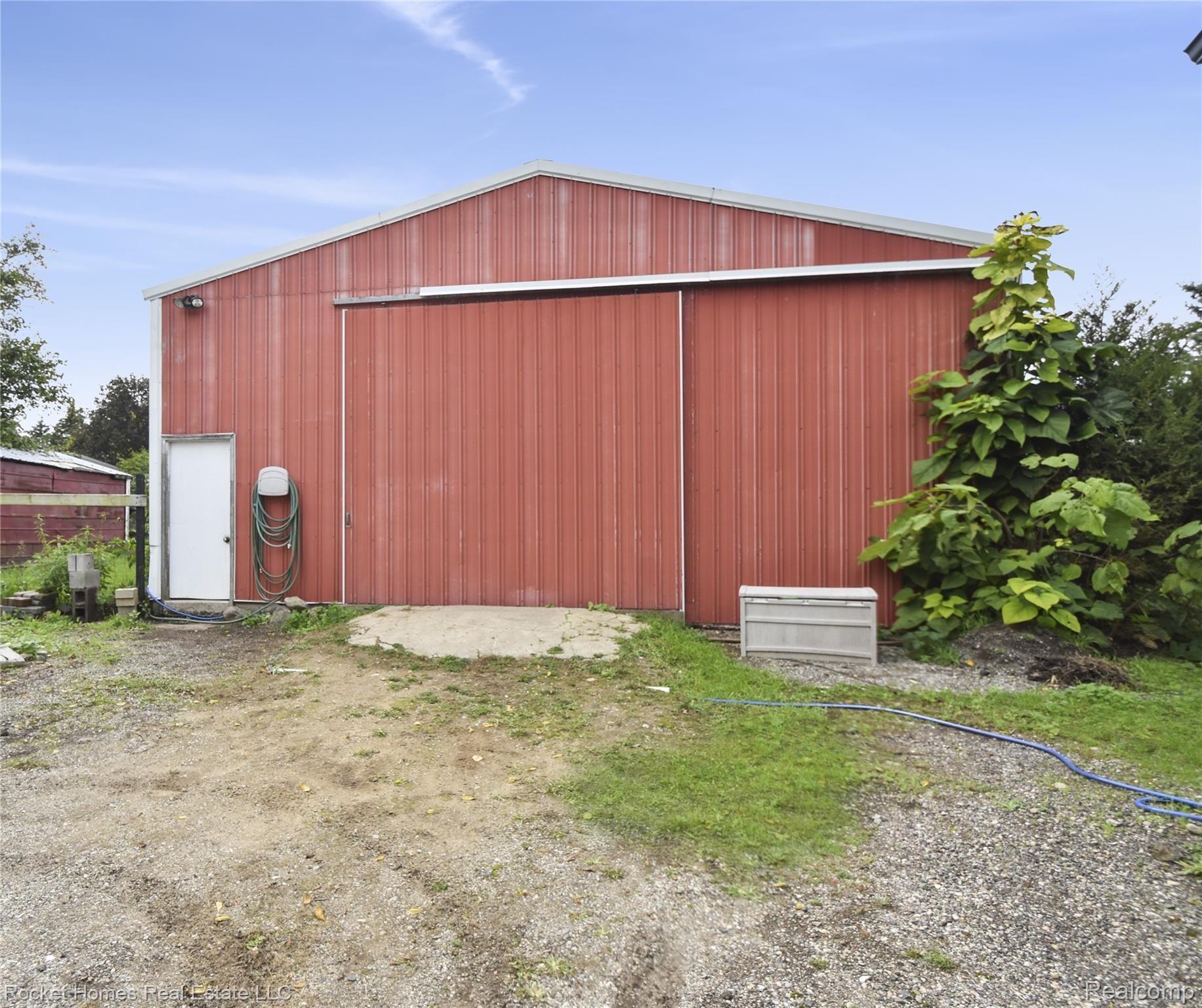 2910 Notten Road Grass Lake, MI 49240 - Photo 35 of 49 37-Rear View.jpg