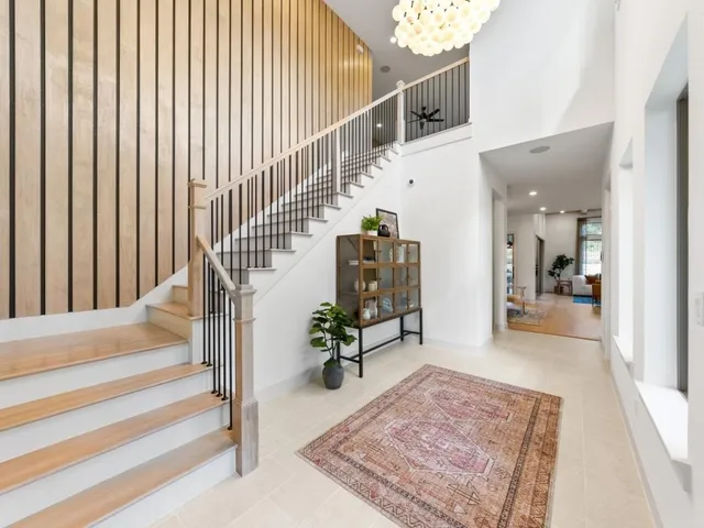 a view of entryway and hall