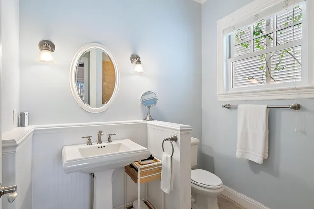 $2,749,000 | 511 Saturn Lane, Juno Beach, FL 33408