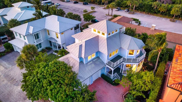 $2,749,000 | 511 Saturn Lane, Juno Beach, FL 33408