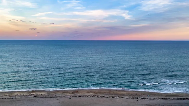 $2,749,000 | 511 Saturn Lane, Juno Beach, FL 33408