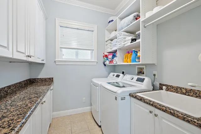 $2,749,000 | 511 Saturn Lane, Juno Beach, FL 33408