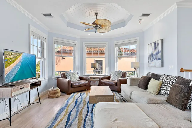 $2,749,000 | 511 Saturn Lane, Juno Beach, FL 33408