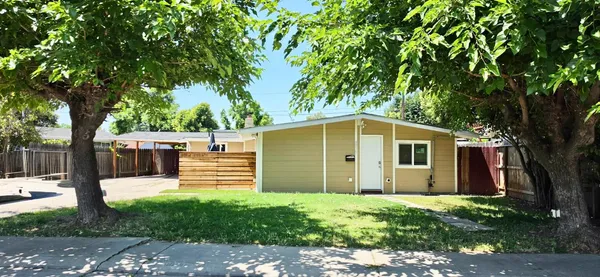 $425,000 | 6015 Alturas Avenue, Stockton, CA 95207