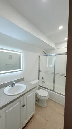 $2,000 | 632 Northwest 13th Street, Unit 210, Boca Raton, FL 33486