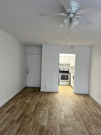 $2,000 | 632 Northwest 13th Street, Unit 210, Boca Raton, FL 33486