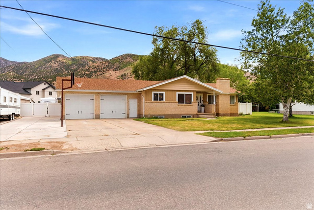 252 North 250 E Street Morgan, UT 84050 - Photo 20 of 22 Front house