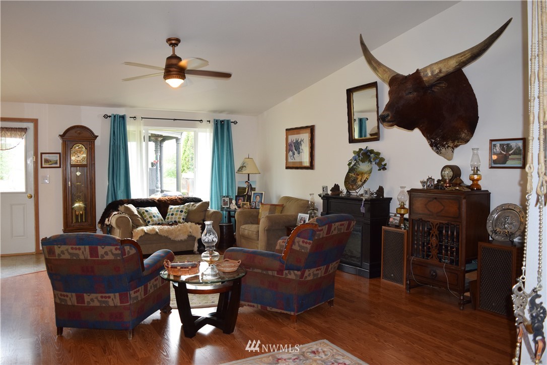 65 Simmons Road Montesano, WA 98563 - Photo 6 of 25 Gallery Image 6