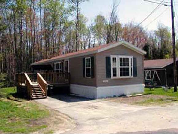 11 Hilltop Manor Road Whitefield, NH 03598 - Photo 1 of 9