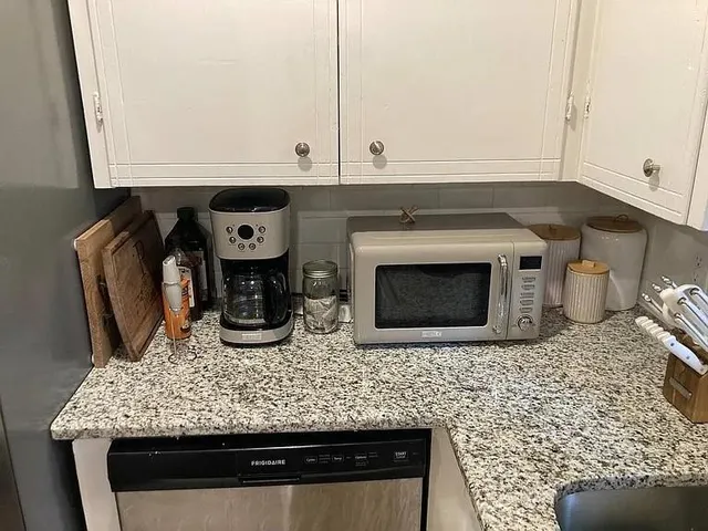 $1,750 | 211 Davidson Drive, Terrell, TX 75160