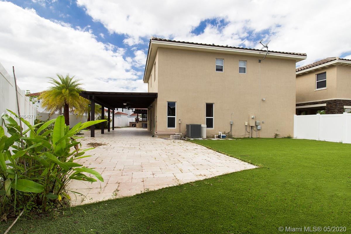 9440 Southwest 170th Path Miami, FL 33196 - Photo 8 of 18 Gallery Image 8