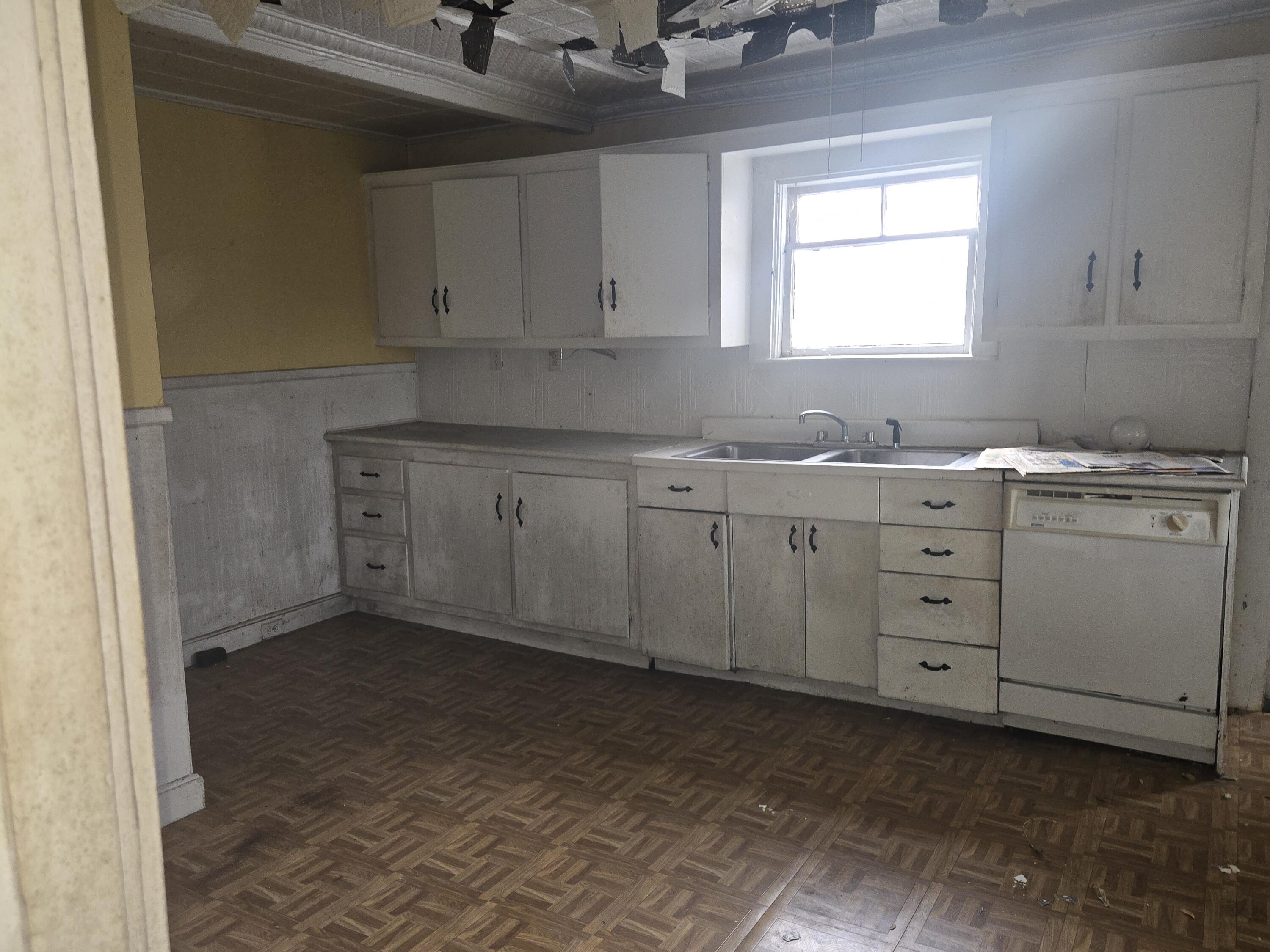 781 County Road Lubec, ME 04652 - Photo 9 of 20 20251030_115256