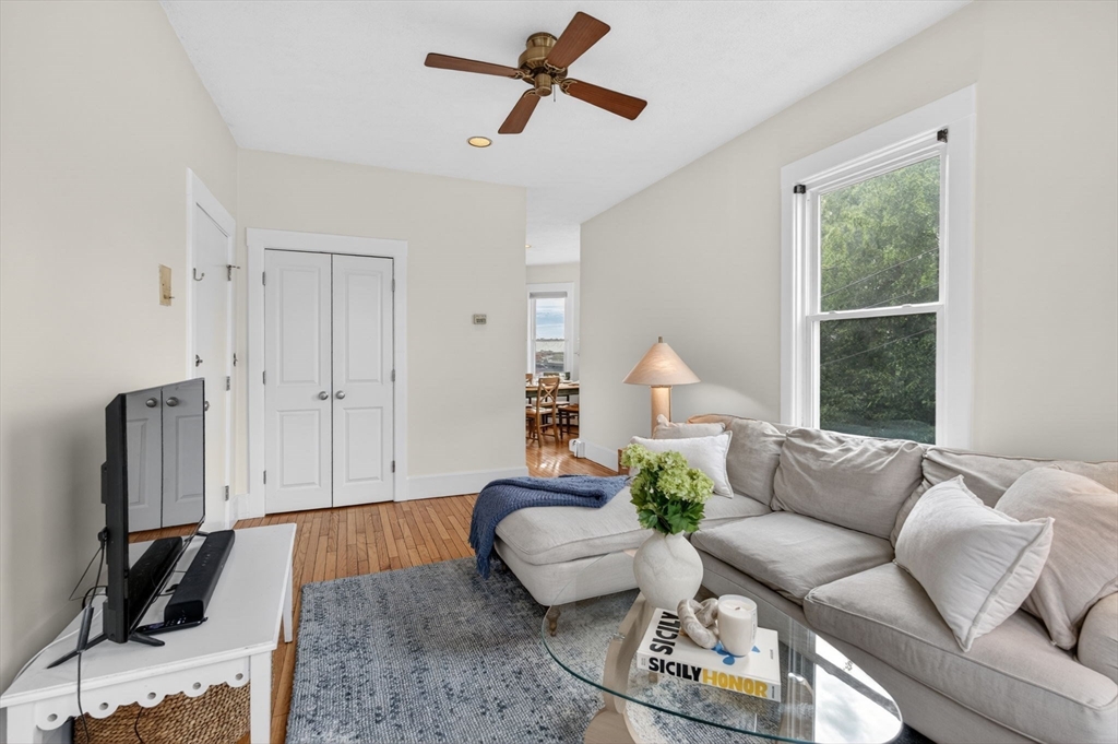 118 High Street, Unit 9 Boston, MA 02129 - Photo 3 of 22
