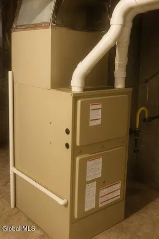 $174,900 | 15 Oneida Terrace, Albany, NY 12209