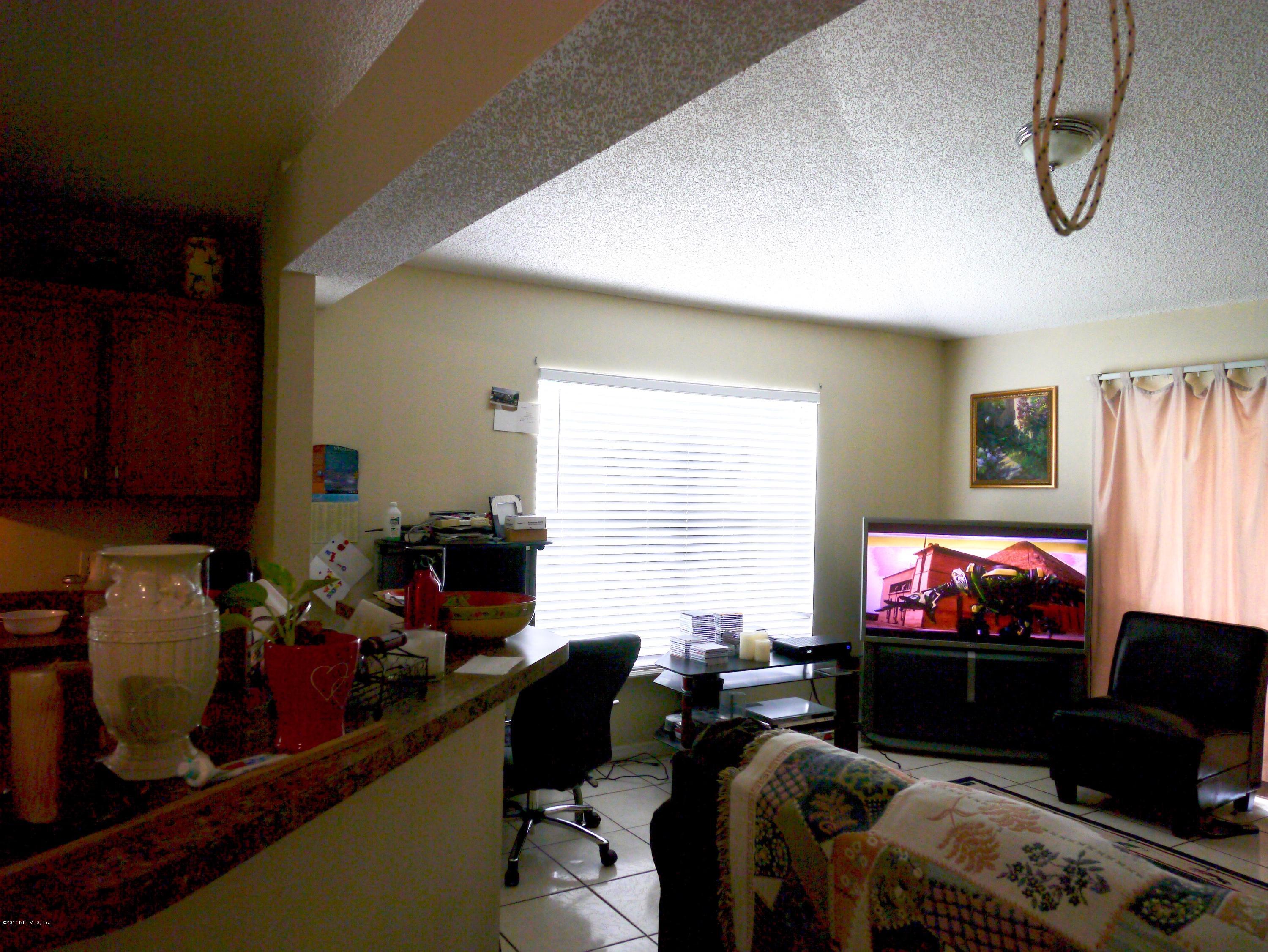 7344 Fox Grove Road Jacksonville, FL 32244 - Photo 5 of 22 P1030413