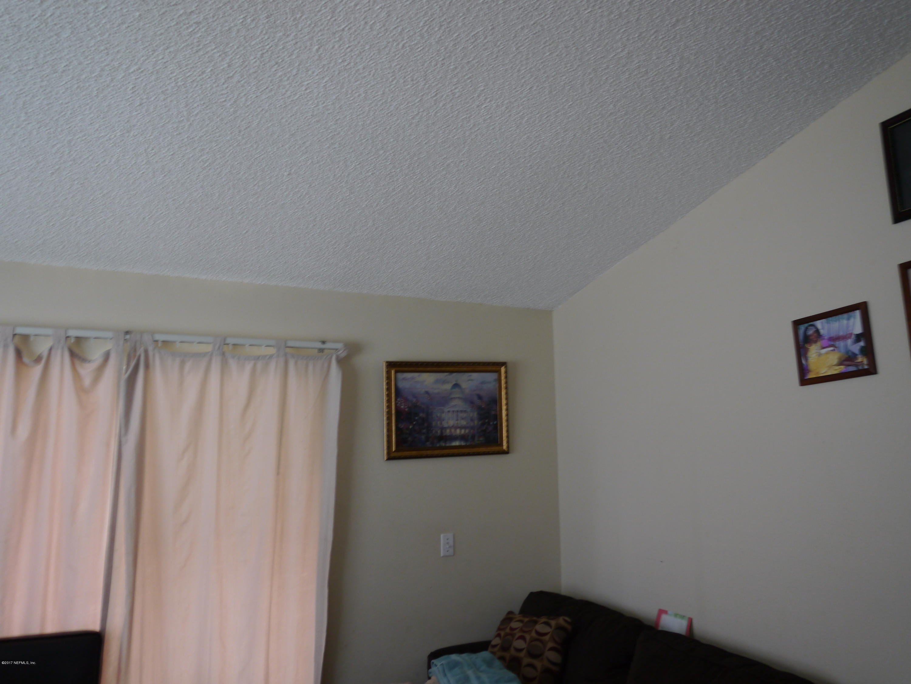 7344 Fox Grove Road Jacksonville, FL 32244 - Photo 6 of 22 P1030414
