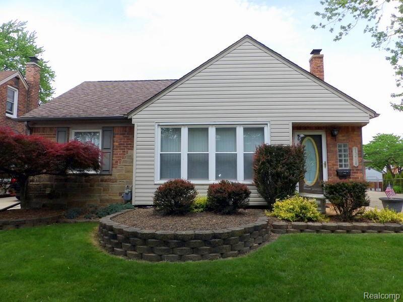 15418 Champaign Road Allen Park, MI 48101 - Photo 2 of 37