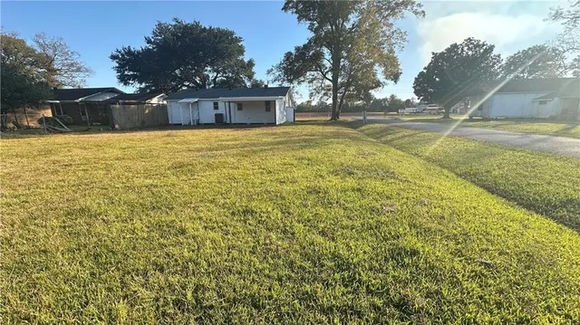$129,000 | 1205 Sycamore Street, Cottonport, LA 71327