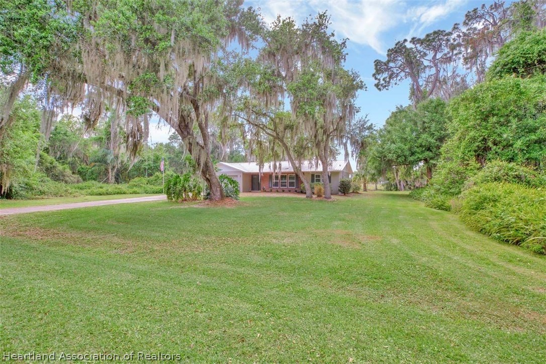 616 Lin Road Sebring, FL 33876 - Photo 29 of 36 Gallery Image 29