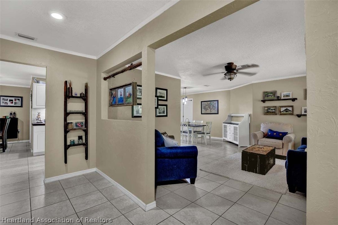 616 Lin Road Sebring, FL 33876 - Photo 9 of 36 Gallery Image 9