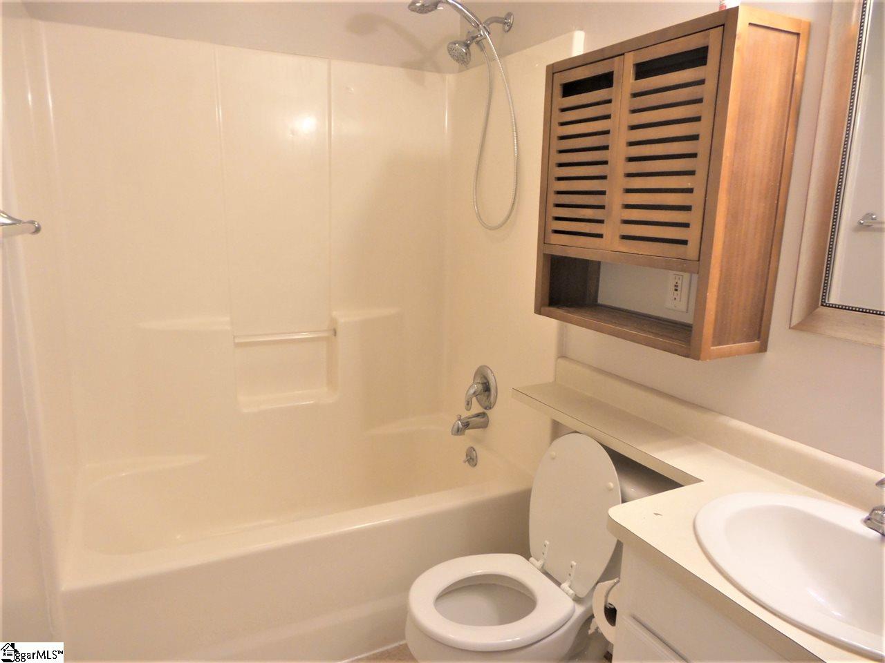 1228 Rutherford Road Greenville, SC 29609 - Photo 11 of 36 Gallery Image 11