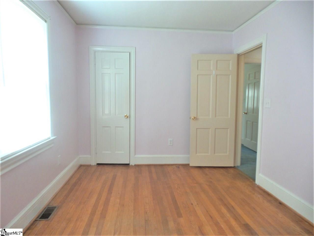 1228 Rutherford Road Greenville, SC 29609 - Photo 15 of 36 Gallery Image 15