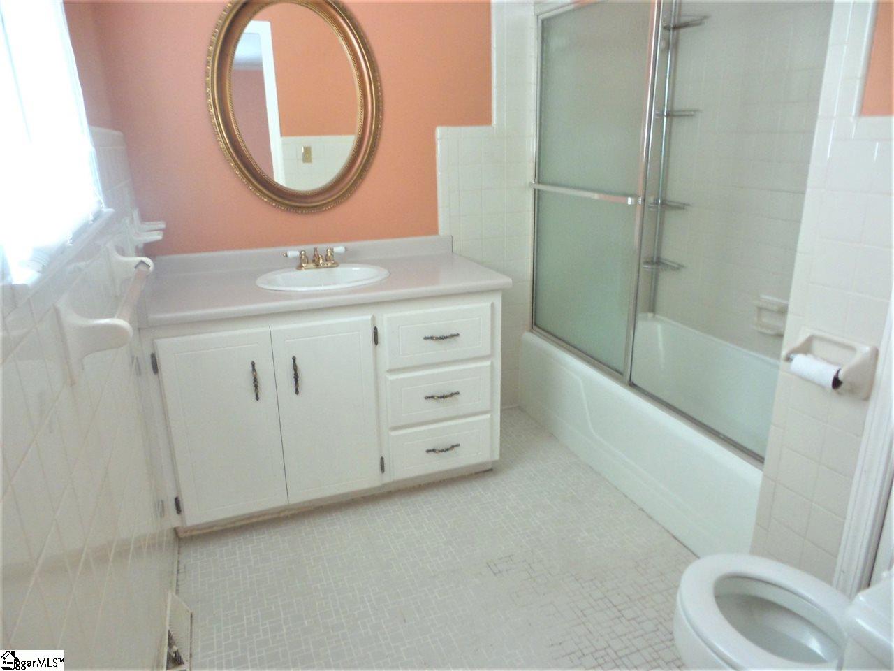 1228 Rutherford Road Greenville, SC 29609 - Photo 20 of 36 Gallery Image 20