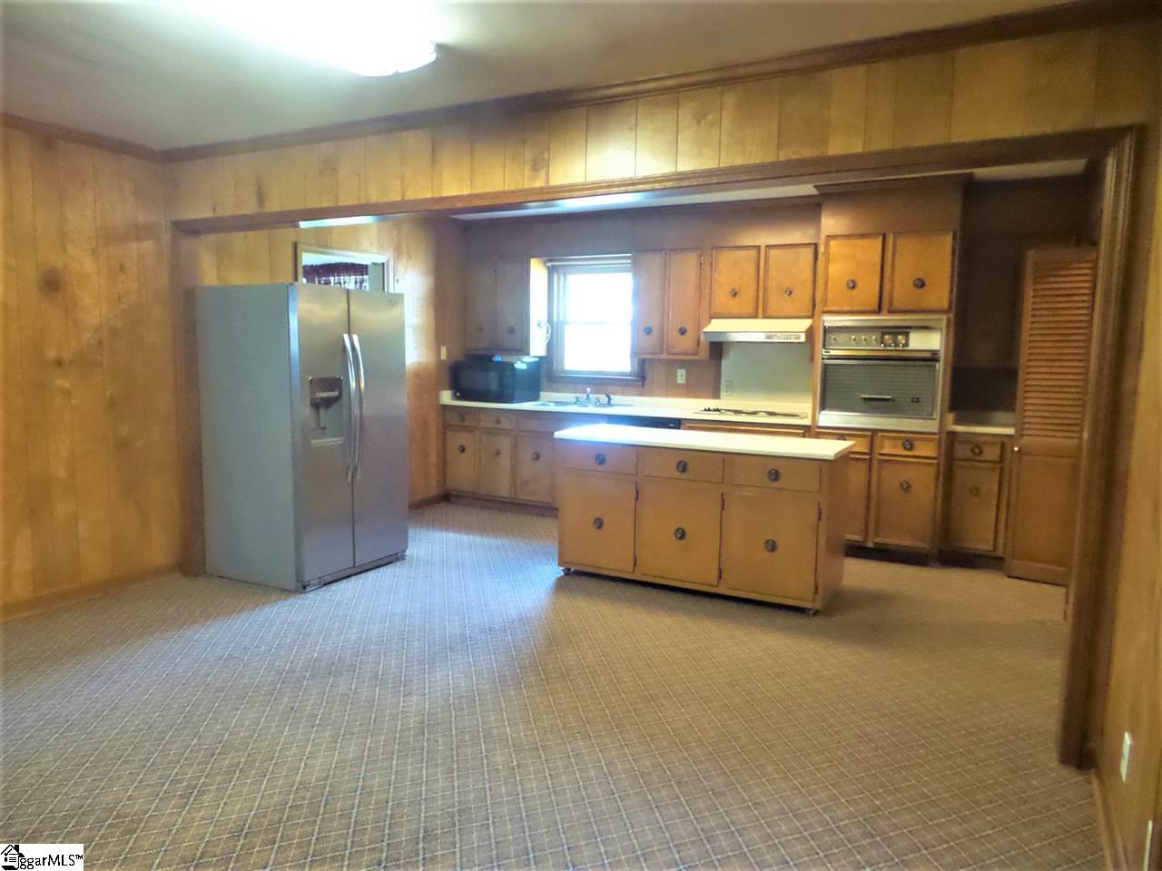 1228 Rutherford Road Greenville, SC 29609 - Photo 3 of 36 Gallery Image 3