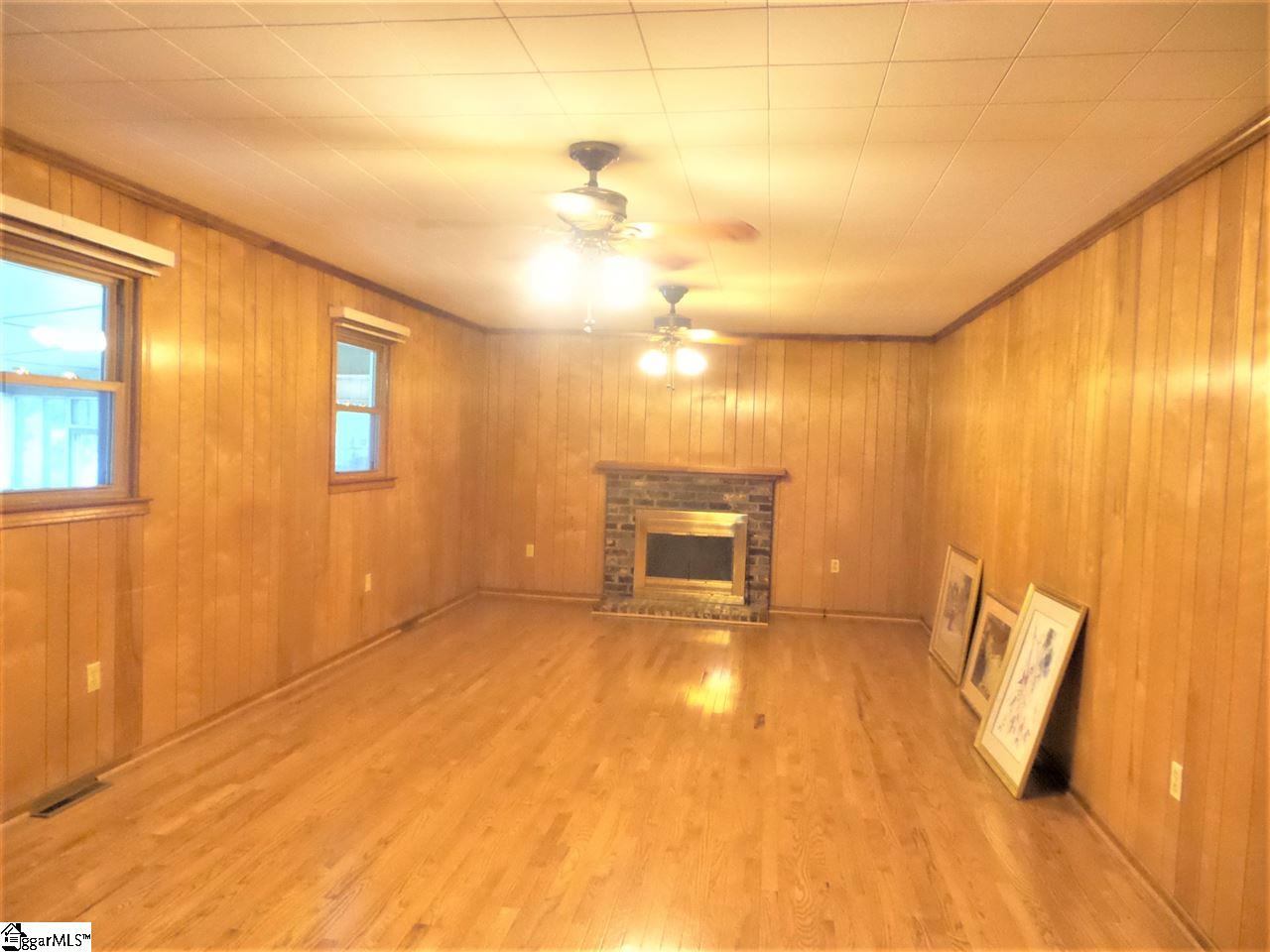 1228 Rutherford Road Greenville, SC 29609 - Photo 23 of 36 Gallery Image 23