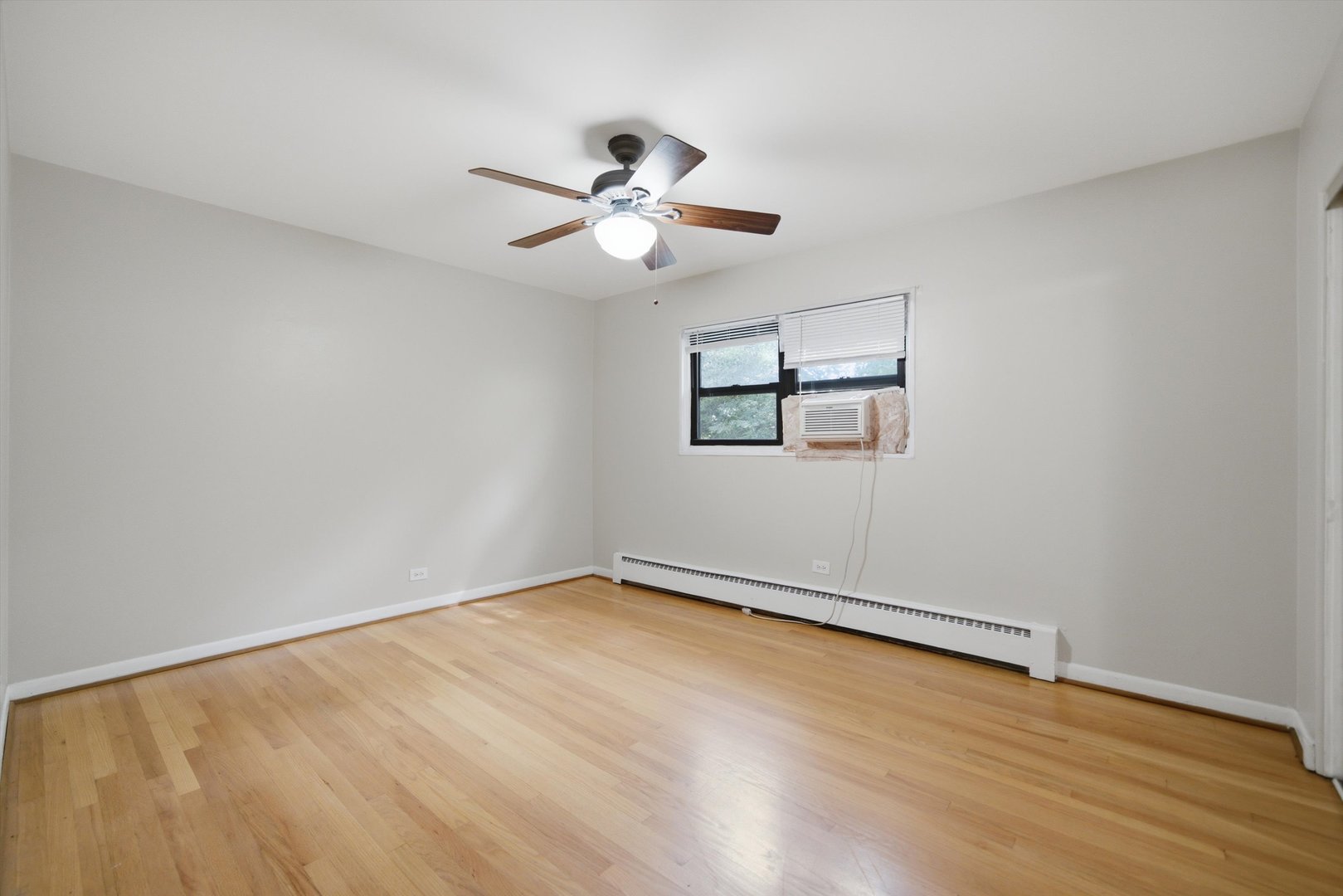 503 Sheridan Road, Unit 3B Evanston, IL 60202 - Photo 11 of 16 Gallery Image 11