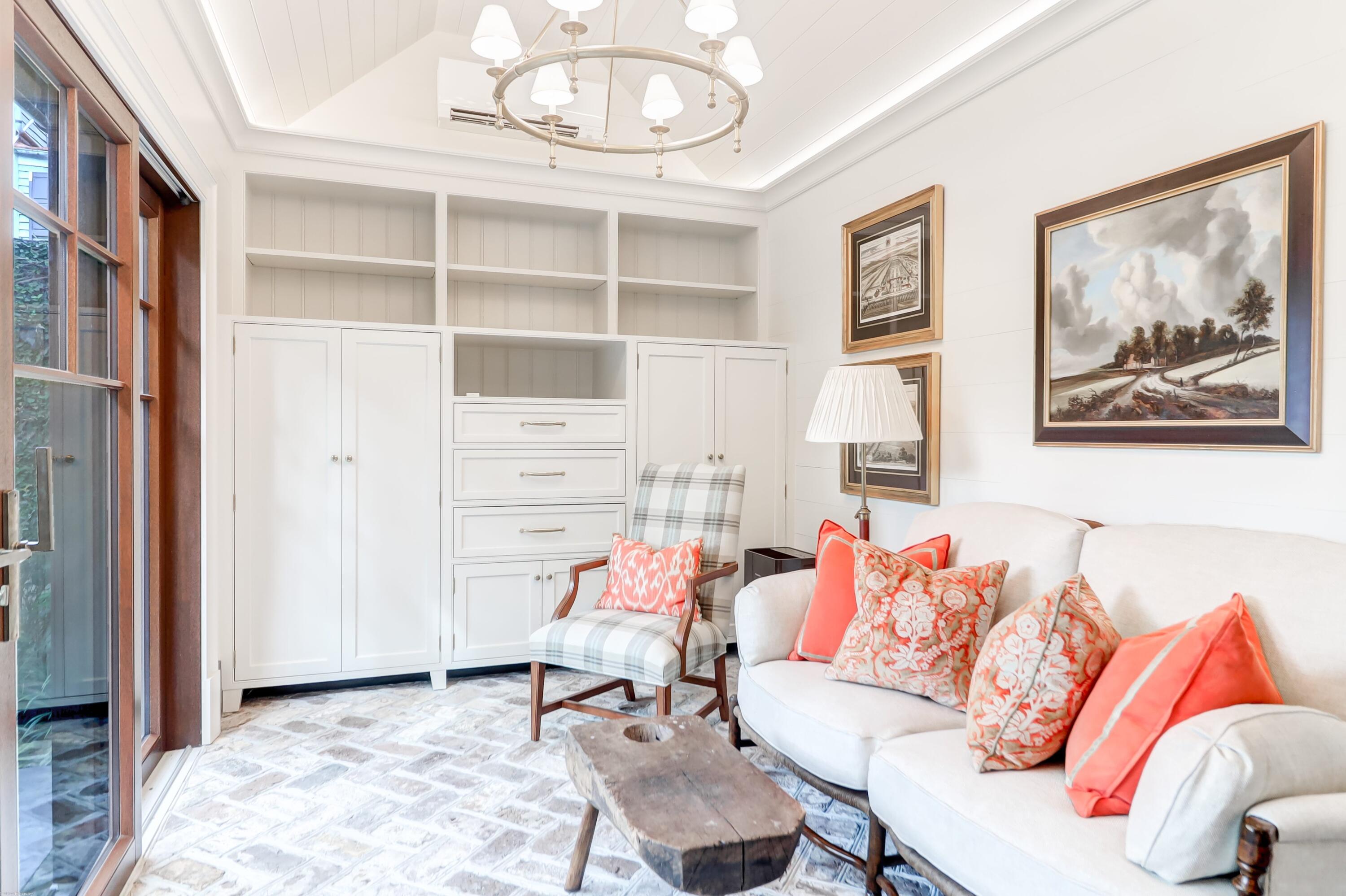 13 Legare Street Charleston, SC 29401 - Photo 26 of 31 Office