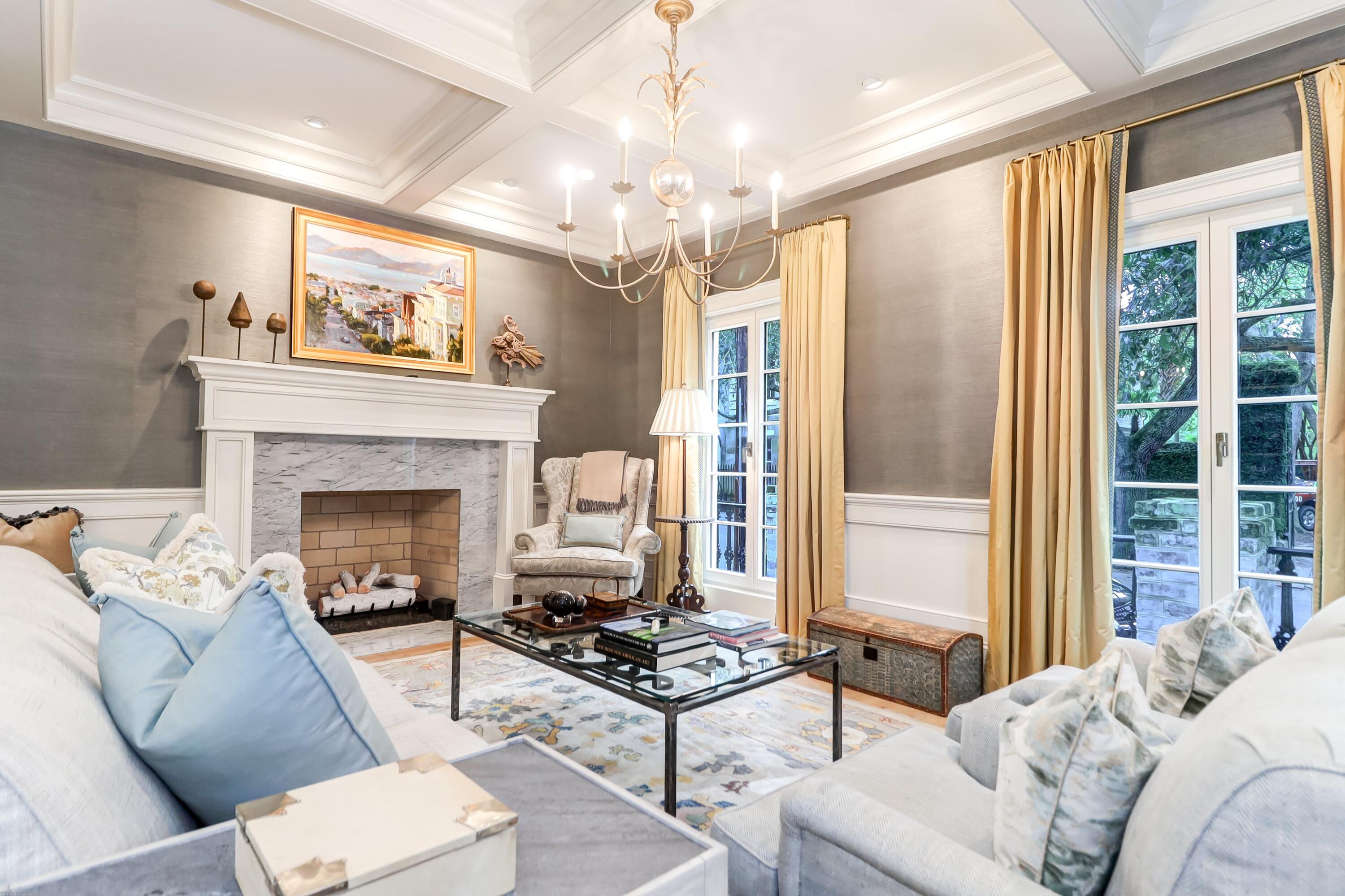 13 Legare Street Charleston, SC 29401 - Photo 6 of 31 Living Room - 2