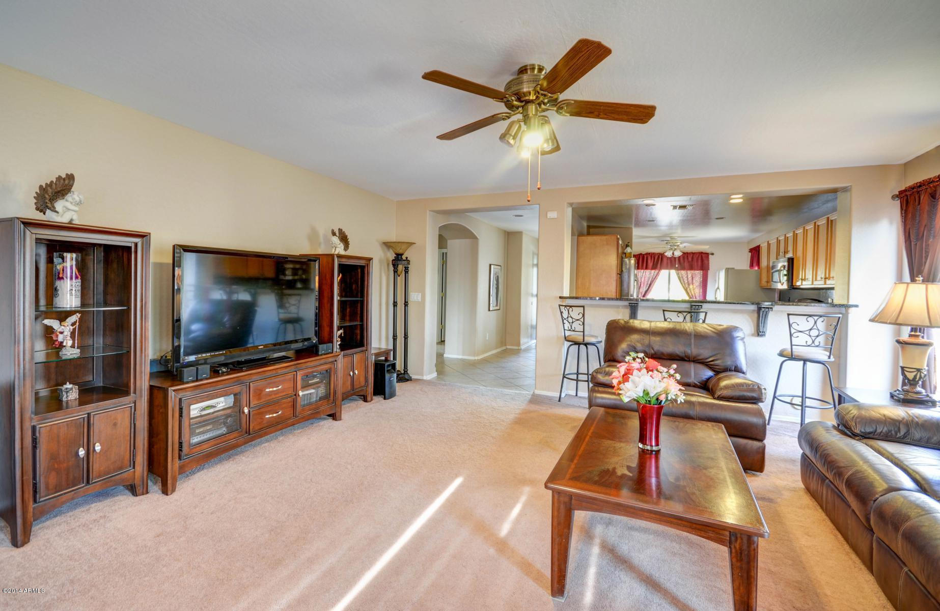 6413 West Riva Road Phoenix, AZ 85043 - Photo 14 of 42 Living Room 1