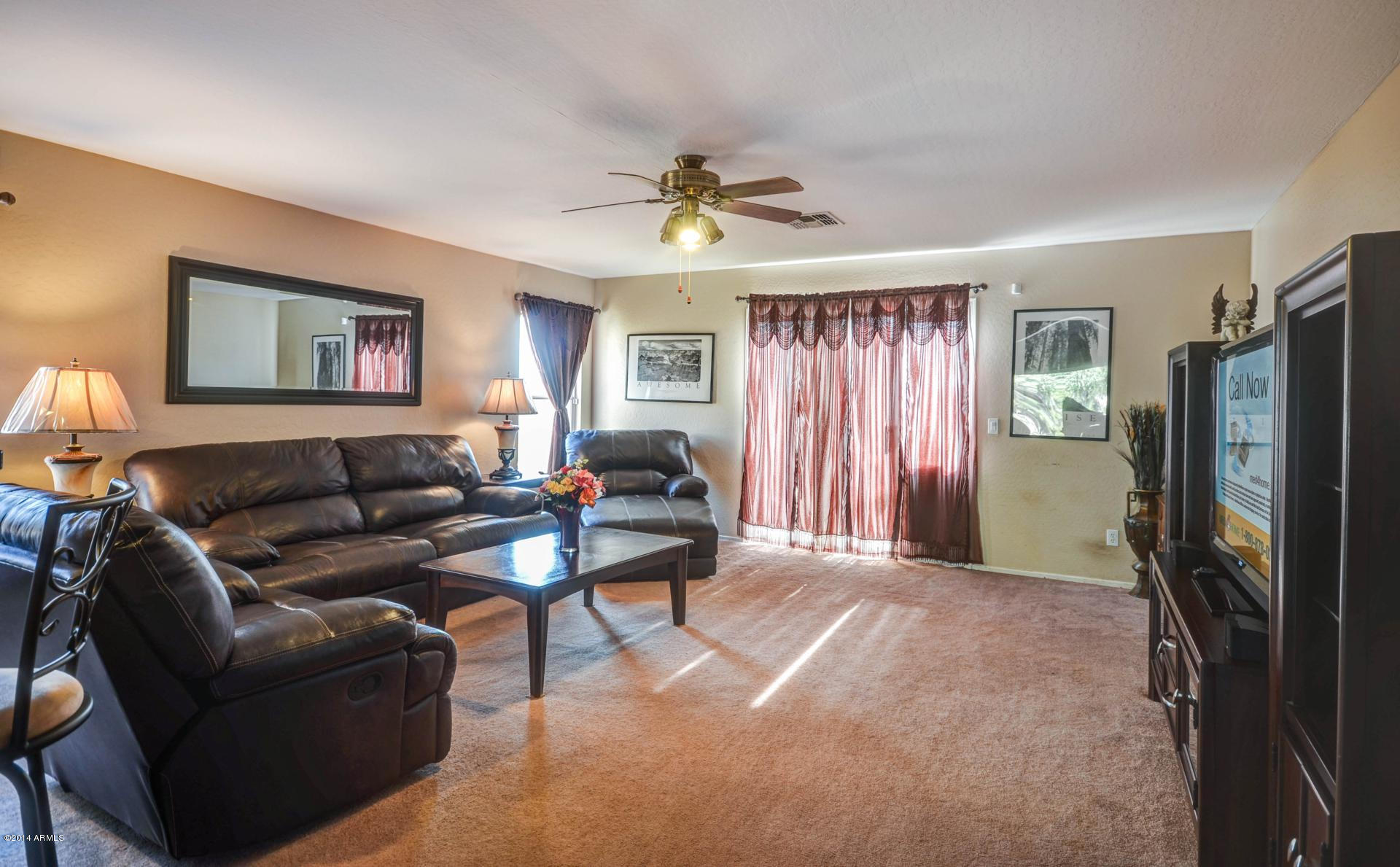 6413 West Riva Road Phoenix, AZ 85043 - Photo 2 of 42 Living Room 4