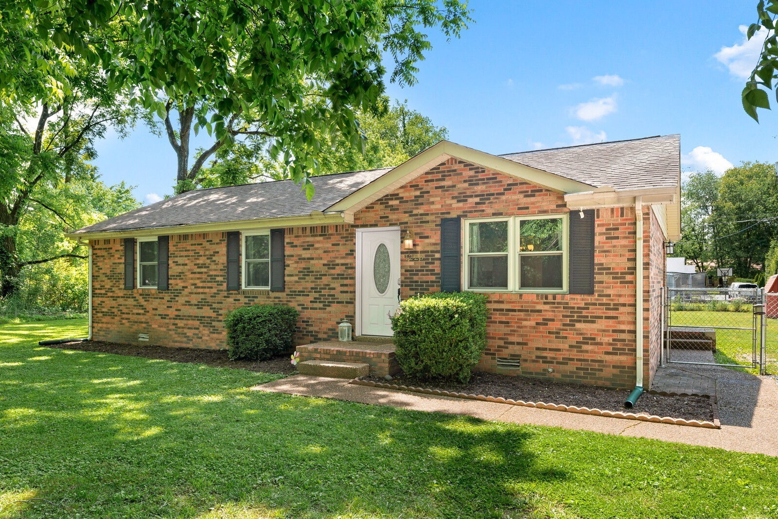 1223 Main Street Pleasant View, TN 37146 - Photo 5 of 33