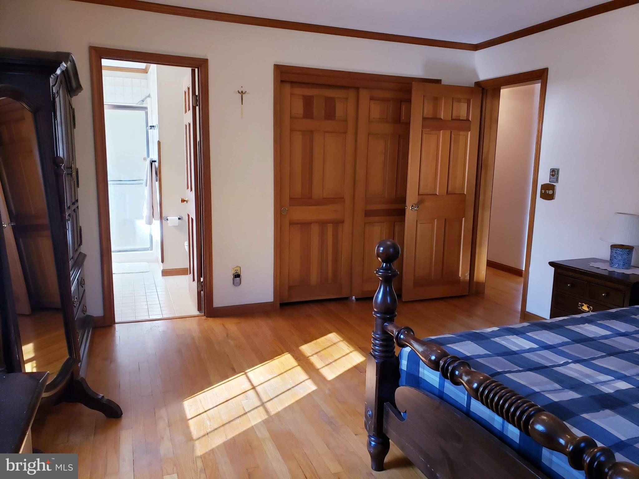 6154 Galestown - Reliance Road Rhodesdale, MD 21659 - Photo 18 of 51 Main bedroom with hardwood floors & ensuite