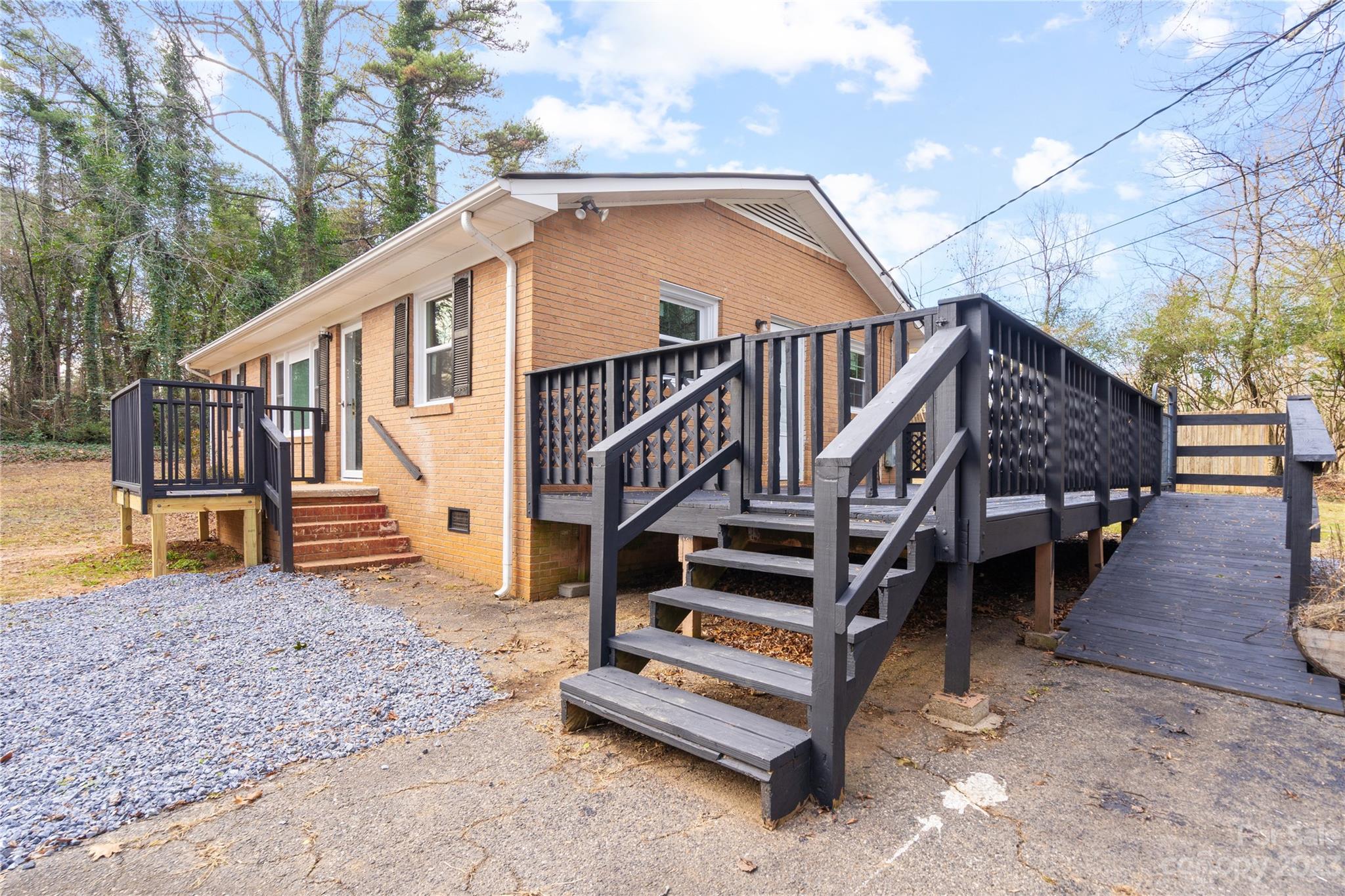 1114 Sunset Road Cherryville, NC 28021 - Photo 3 of 13 Gallery Image 3
