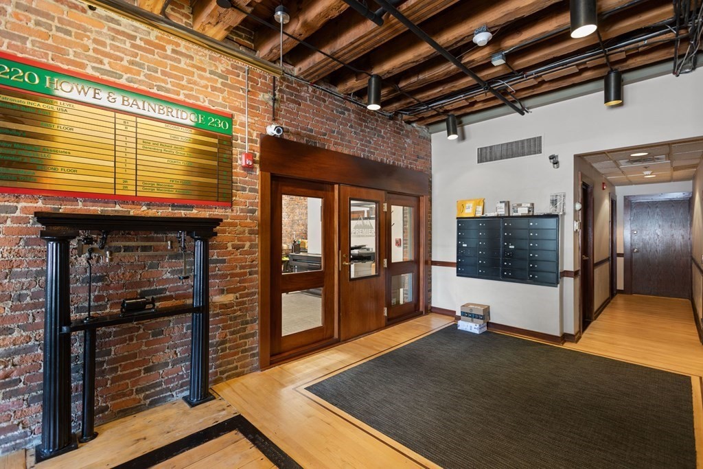 220 Commercial Street, Unit 5A Boston, MA 02109 - Photo 33 of 40 a view of a hallway with an outdoor kitchen